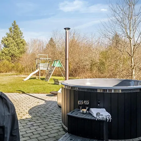 Сasa de vacaciones Karmen - 800m To The Inlet By Interhome *