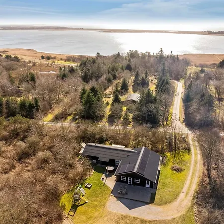 Karmen - 250m To The Fjord By Interhome بيت للعطل